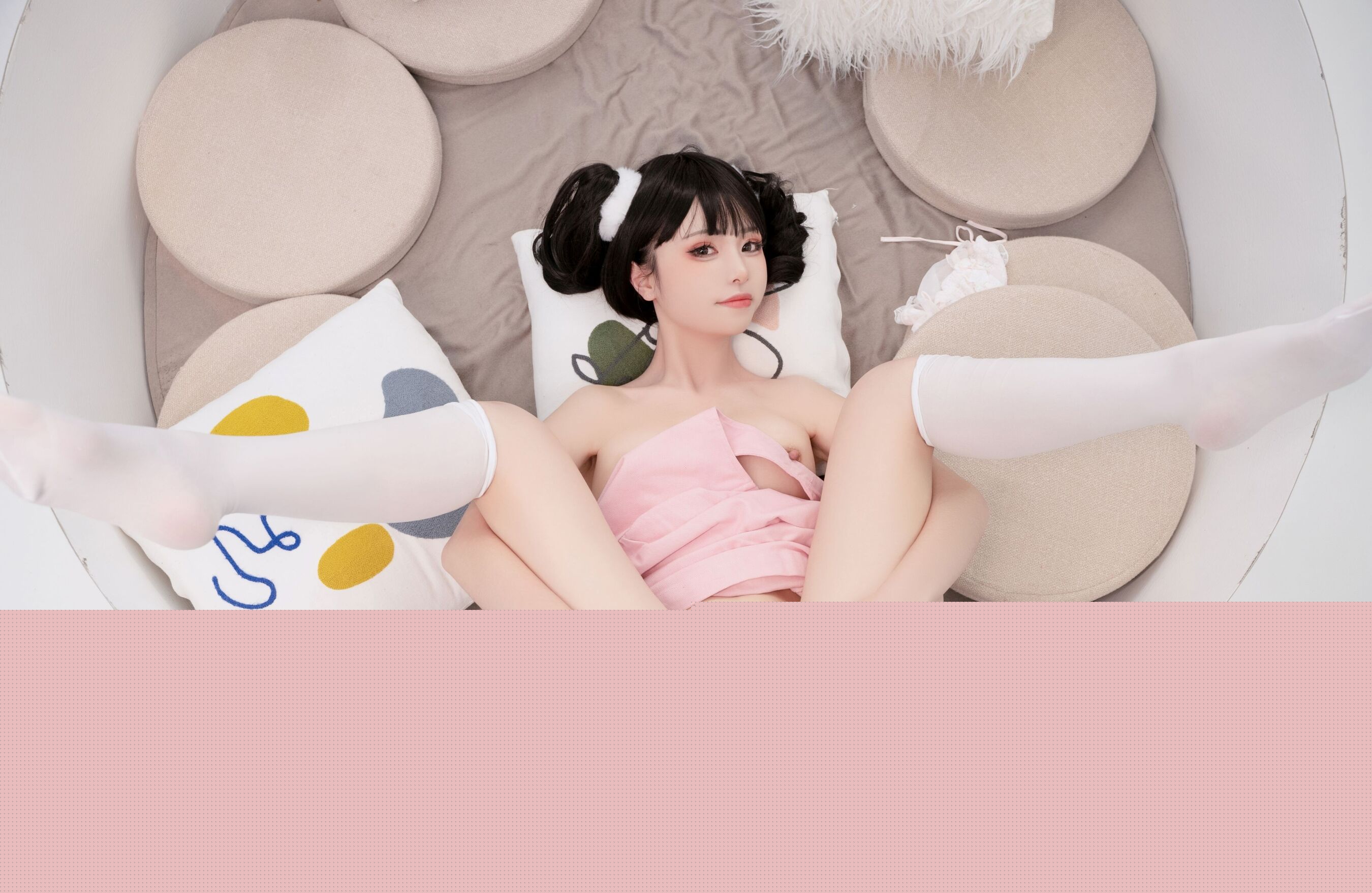 1P - 喵小吉《蜜桃乌龙》