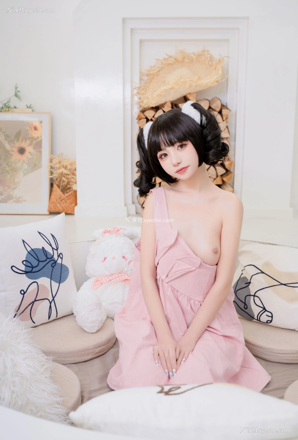 1P - 喵小吉《蜜桃乌龙》