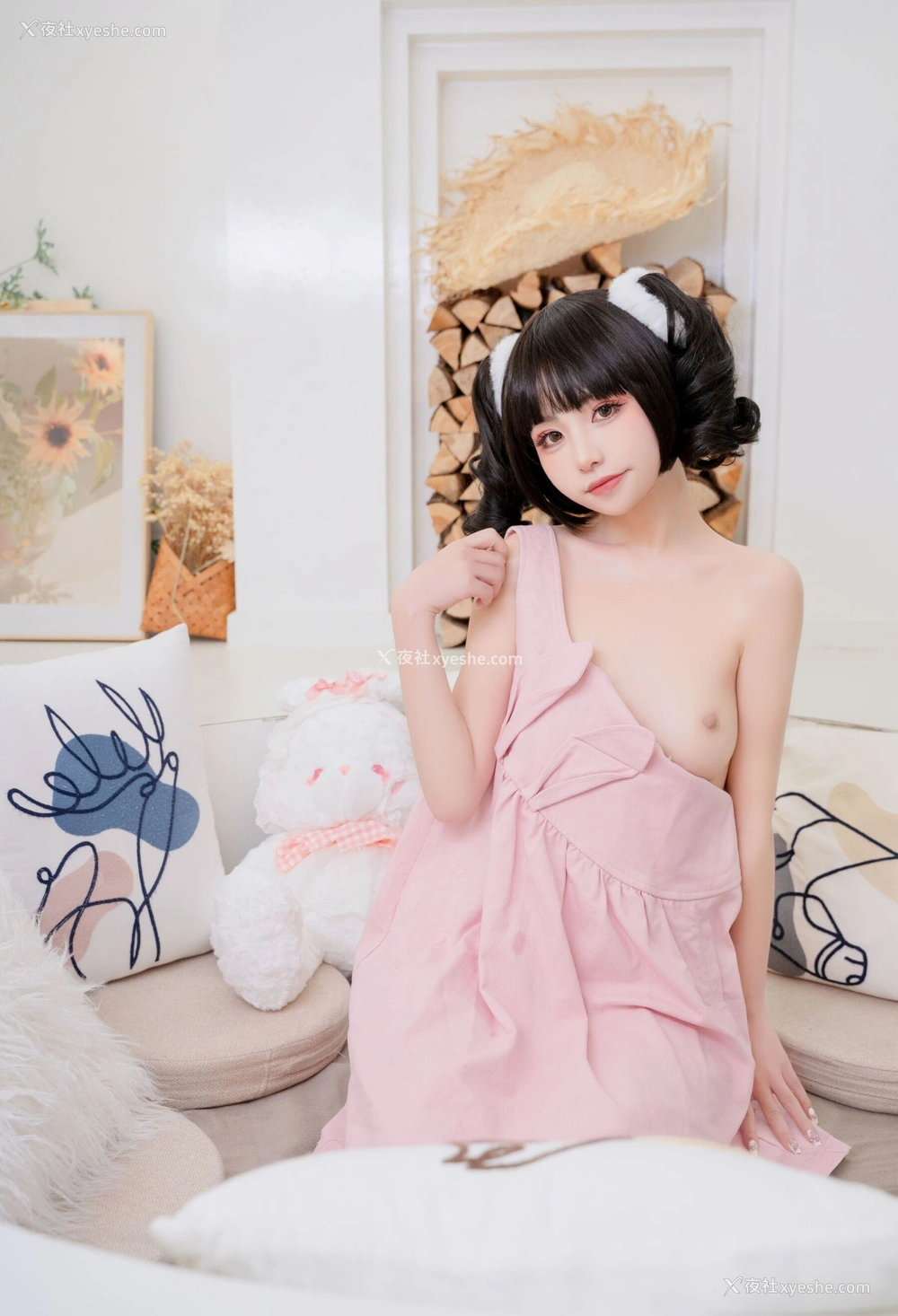 1P - 喵小吉《蜜桃乌龙》
