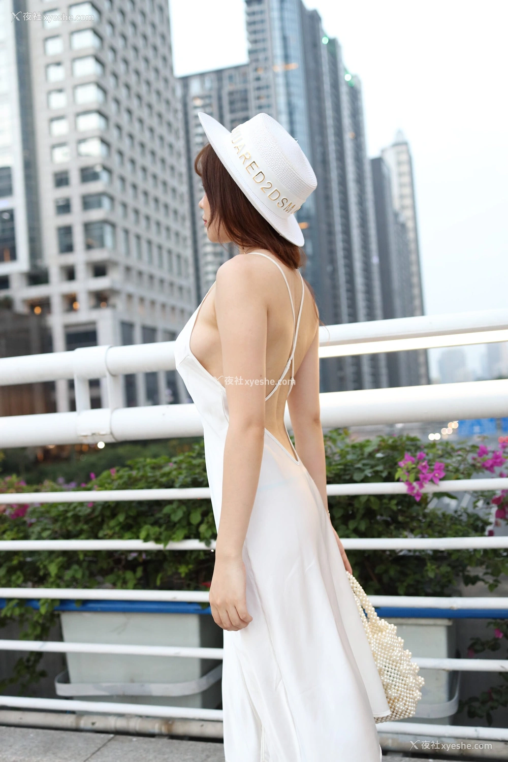 1P - 芝芝Booty《都市丽人》