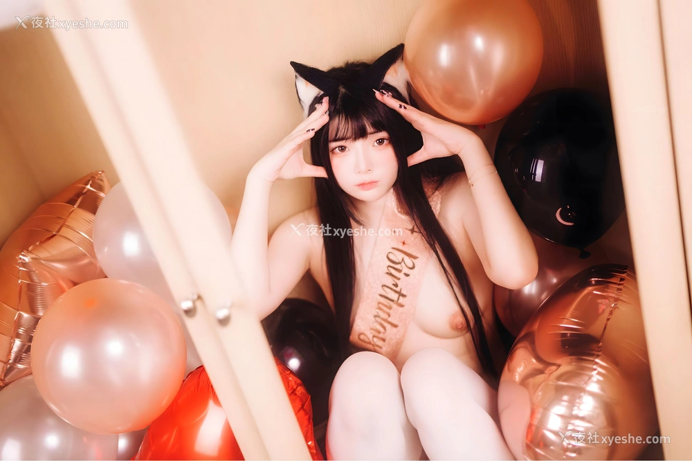 1P - 落落Raku《Happy Birthday, Raku》