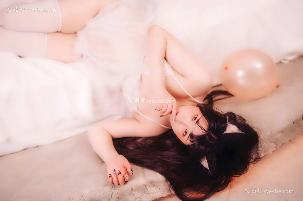 1P - 落落Raku《Happy Birthday, Raku》