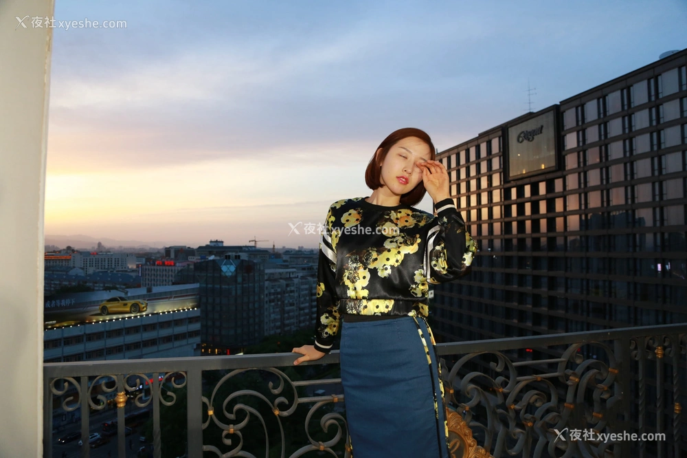 1P - 国模西西性感写真套图