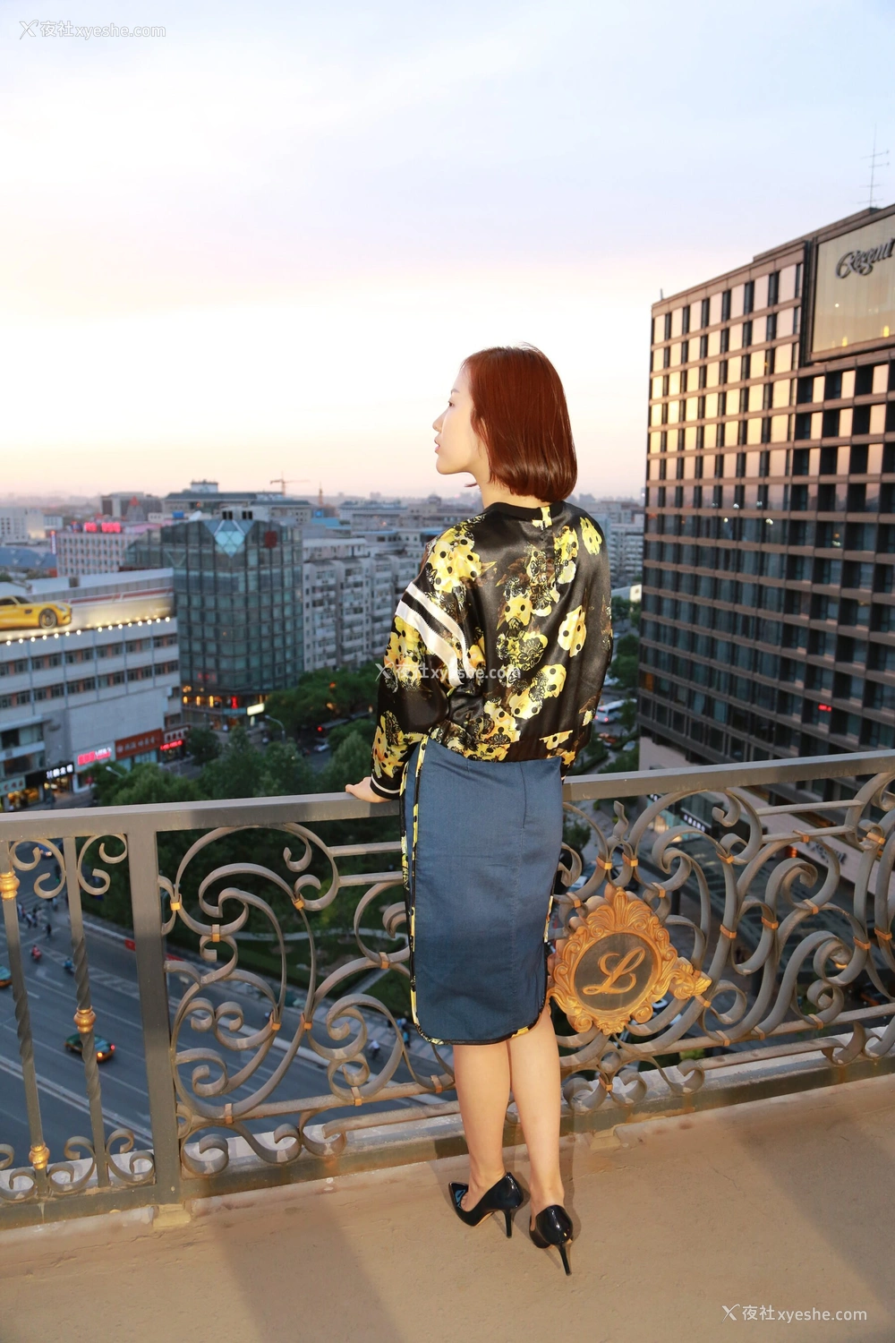 1P - 国模西西性感写真套图