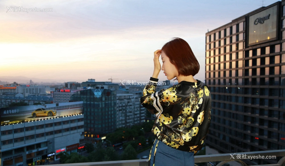 1P - 国模西西性感写真套图