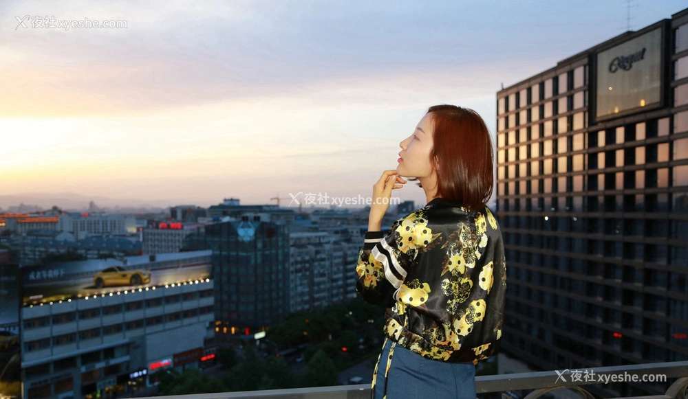 1P - 国模西西性感写真套图