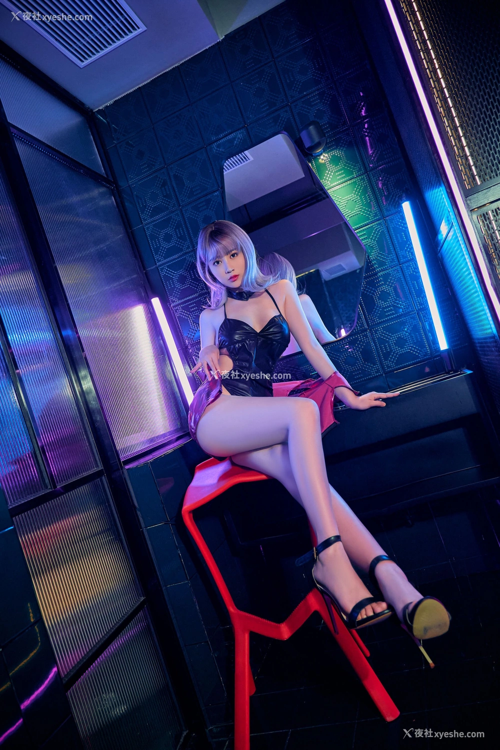 1P - 年年《CyberGirl》