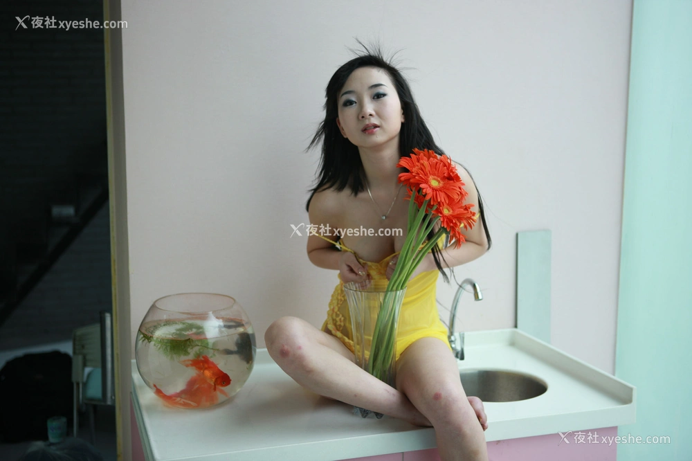 1P - 台模 Mandy 人体私拍套图