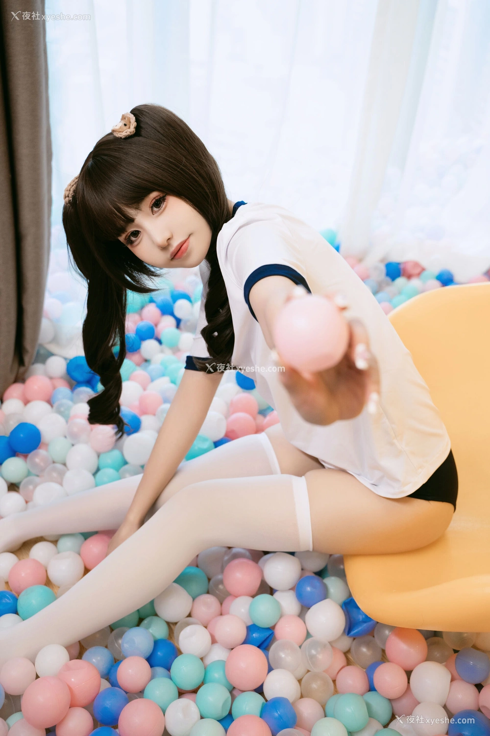 1P - 喵小吉《小吉的私密乐园》