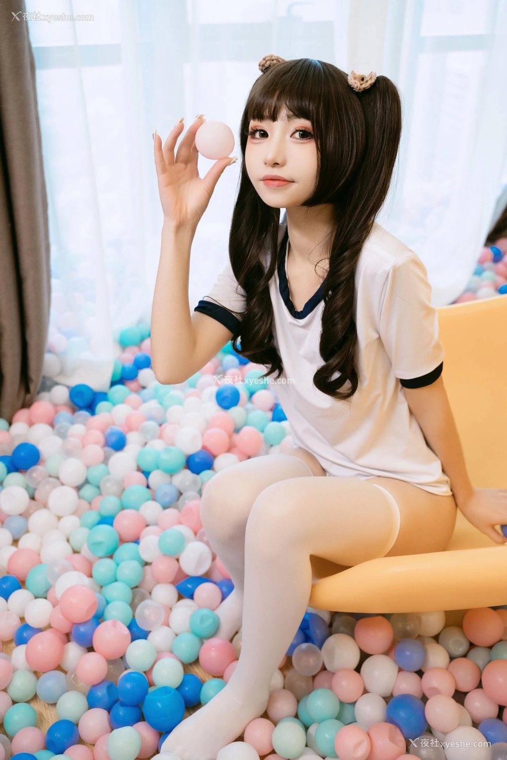 1P - 喵小吉《小吉的私密乐园》