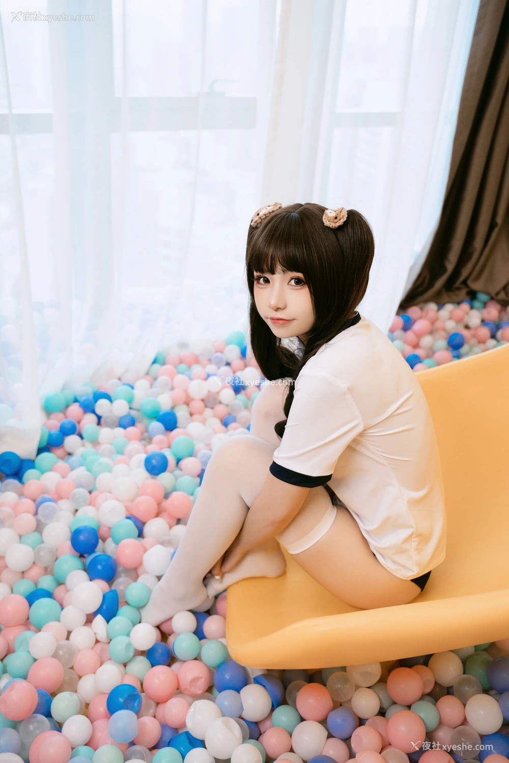1P - 喵小吉《小吉的私密乐园》