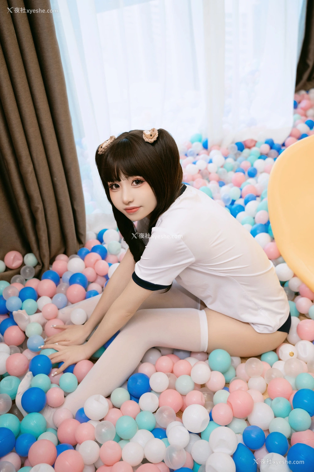 1P - 喵小吉《小吉的私密乐园》