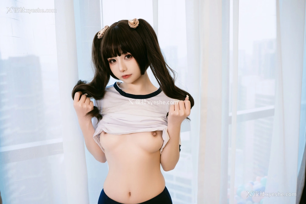 1P - 喵小吉《小吉的私密乐园》