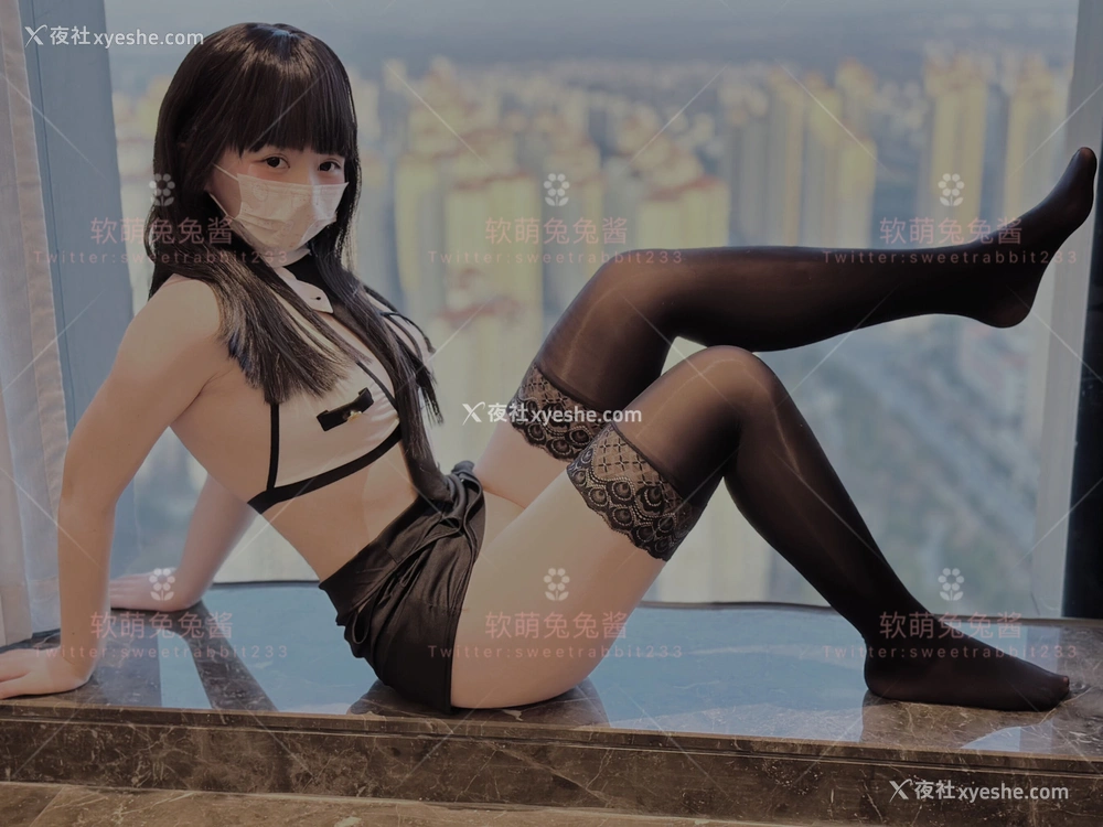 1P - 软萌兔兔酱《秘书》