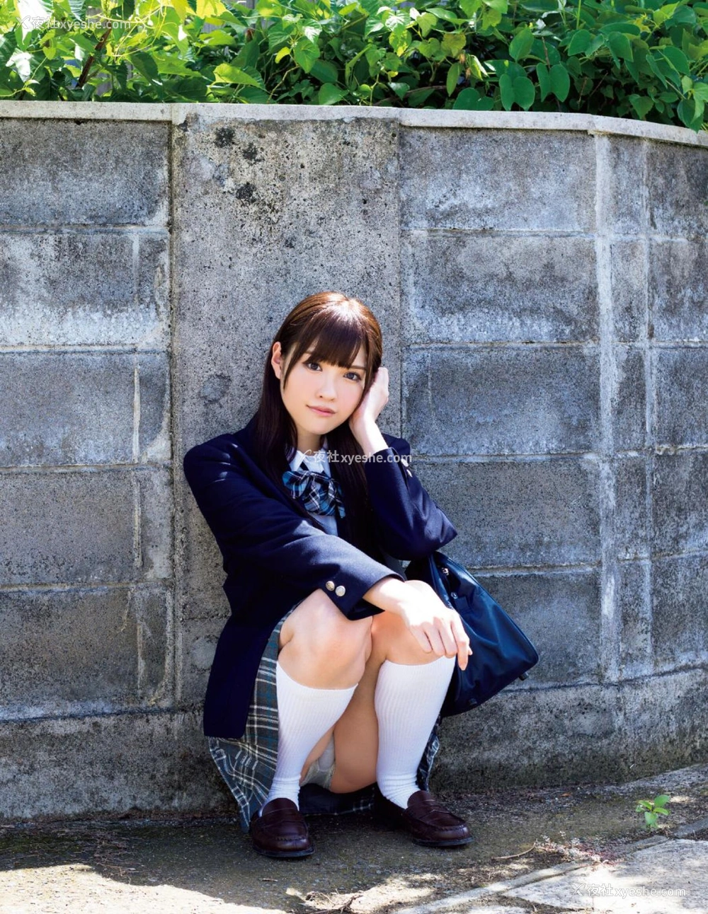 1P - 桥本有菜《Arina》