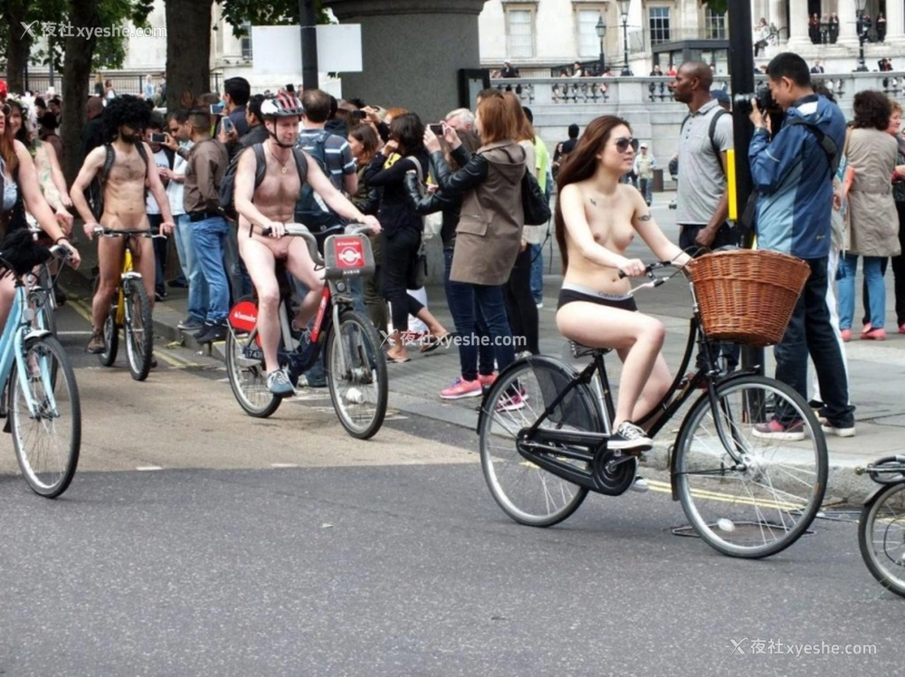 1P - 2015年伦敦裸体自行车活动