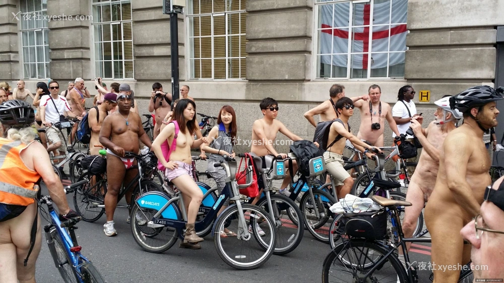 1P - 2015年伦敦裸体自行车活动