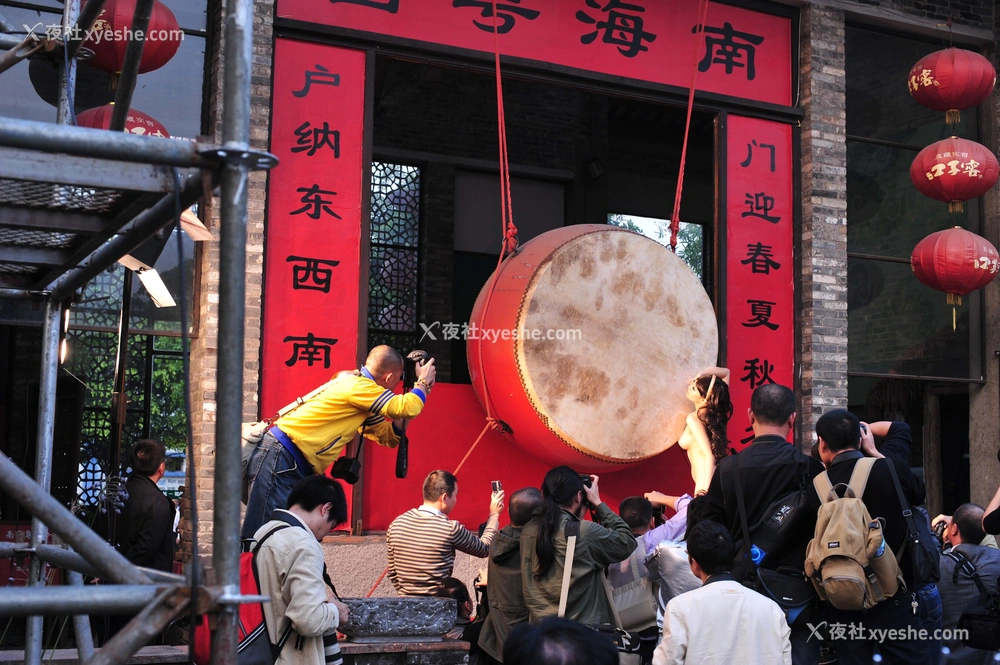 1P - 一次公开人体摄影活动