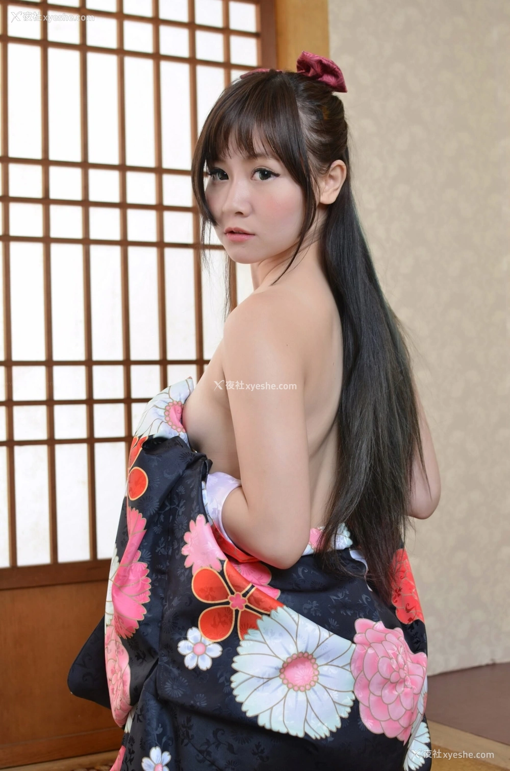 1P - 国模林儿性感写真套图