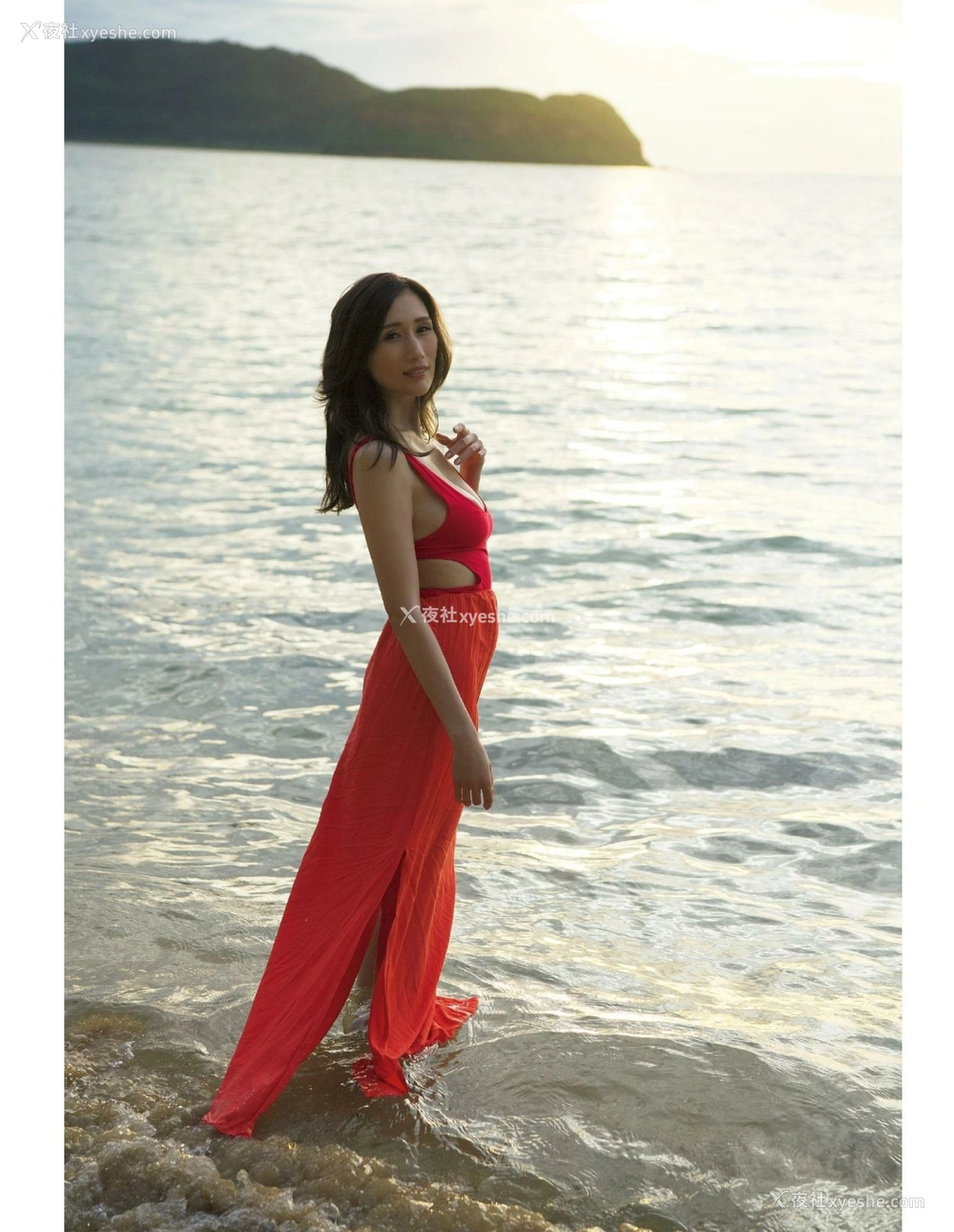 1P - JULIA《secret J》