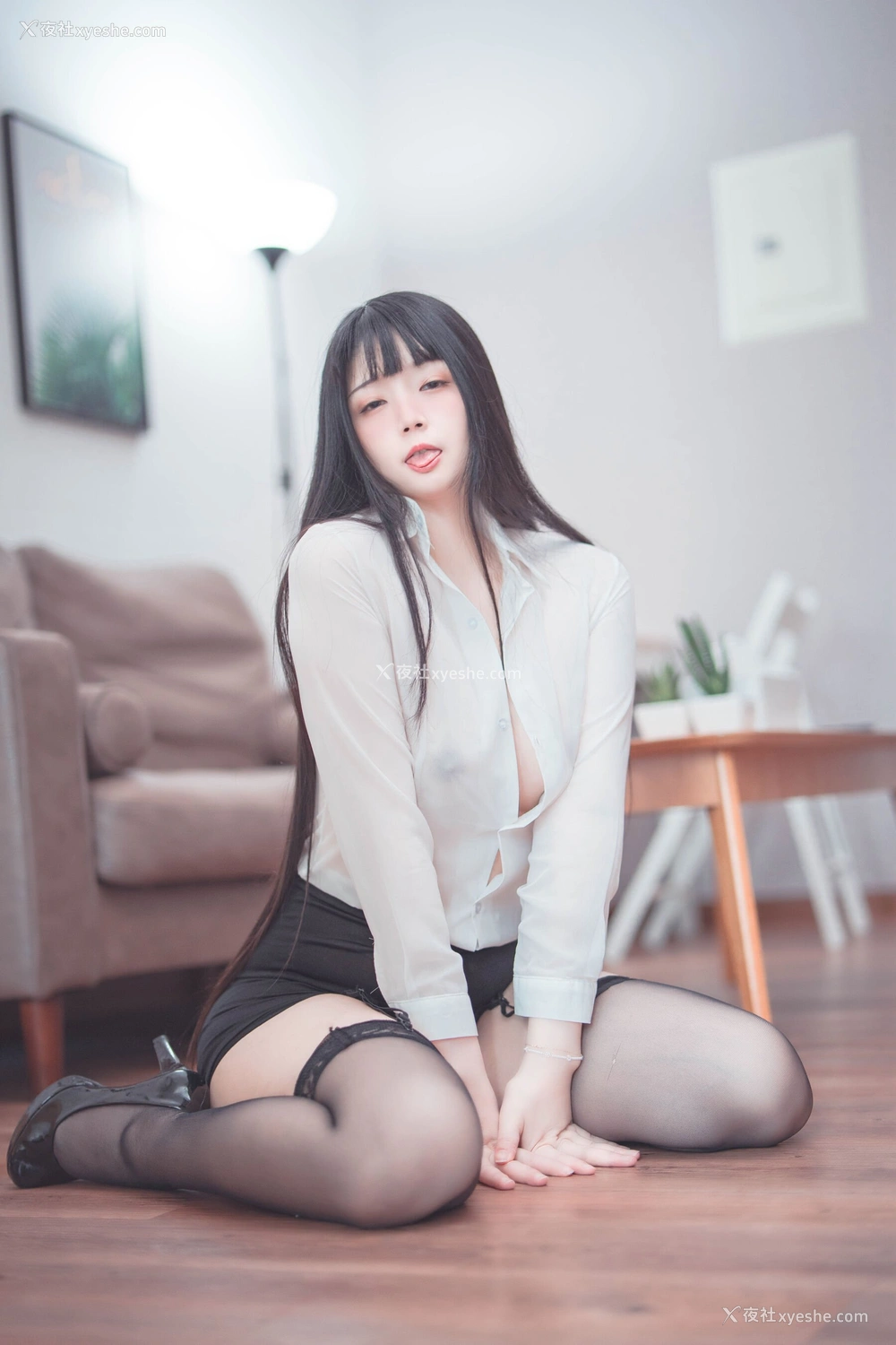 1P - 落落Raku《Weekday》