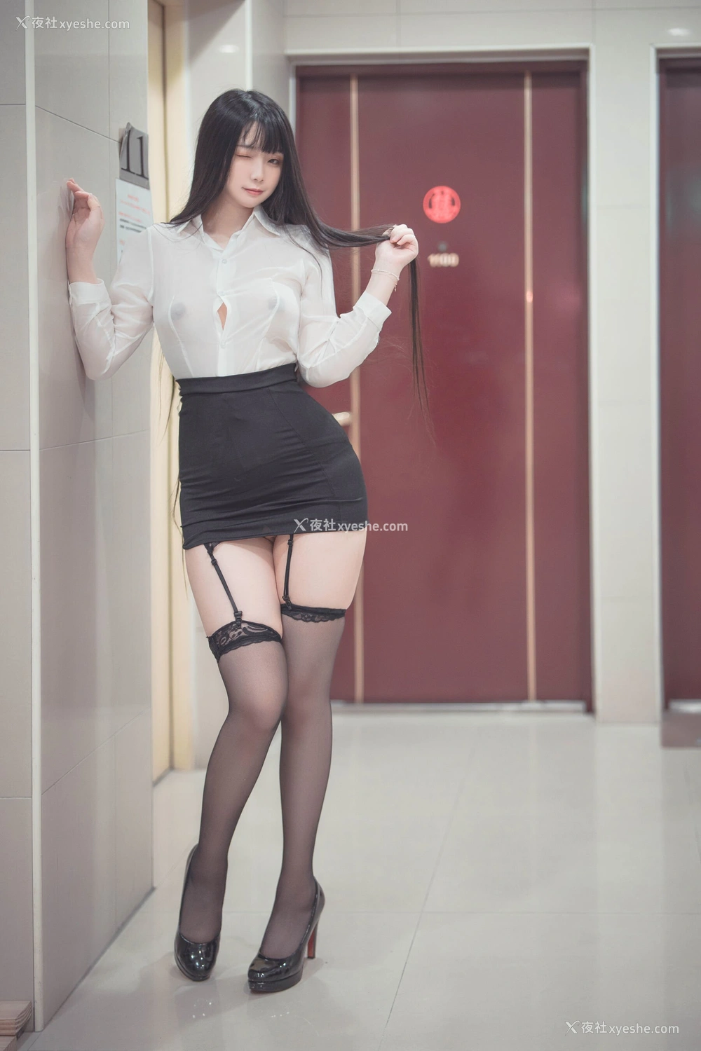 1P - 落落Raku《Weekday》