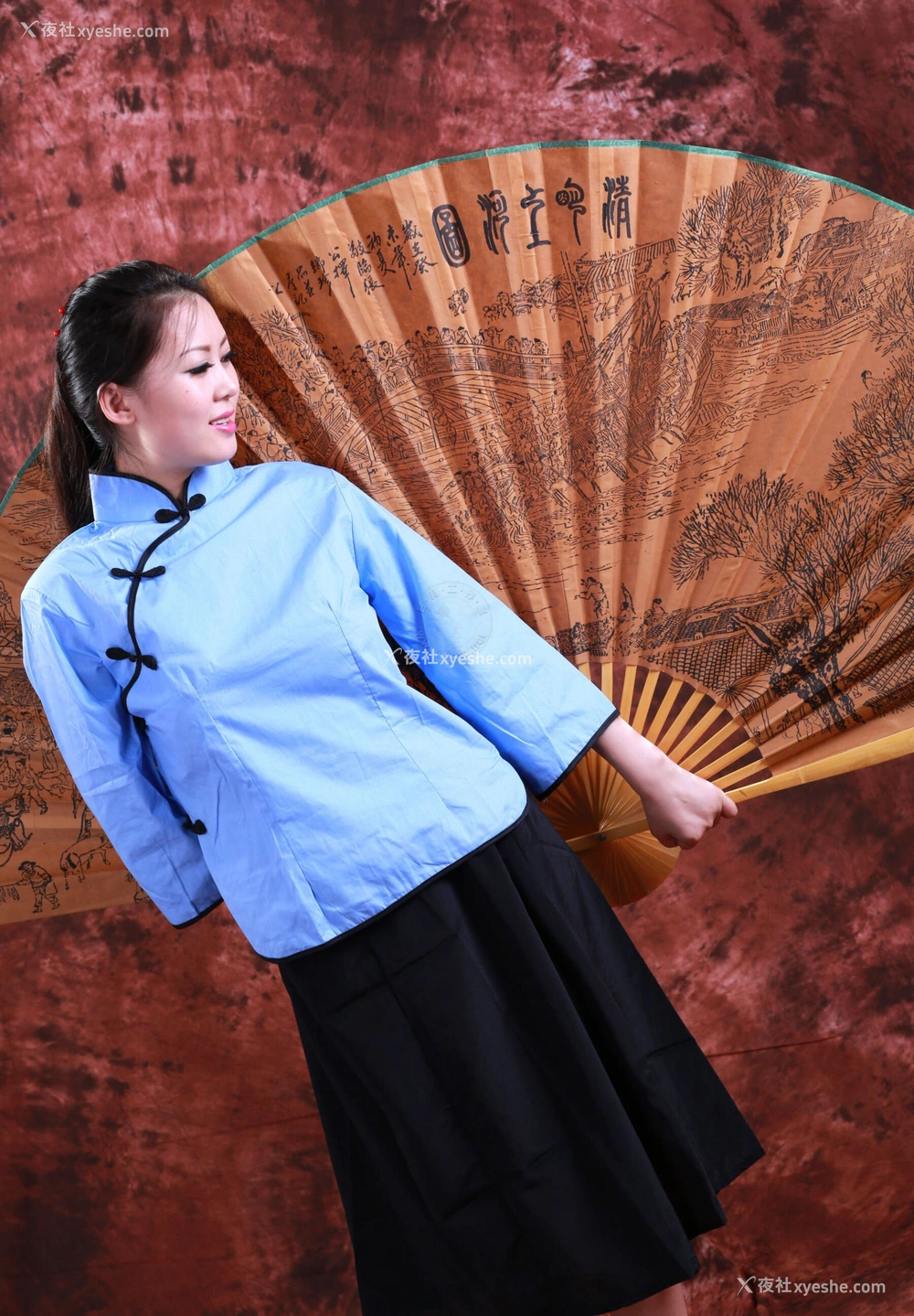 1P - 国模冰莲人体私拍套图