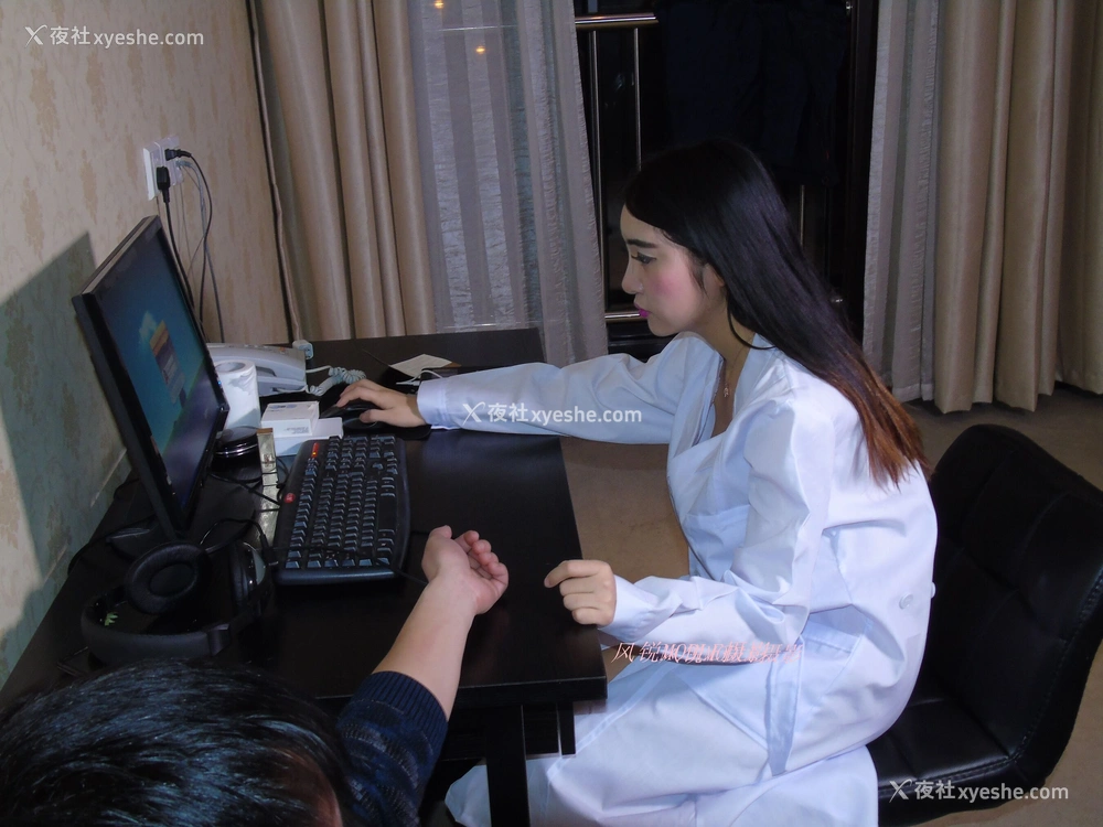 1P - 国模乐乐（李梓熙）大尺度人体私拍套图