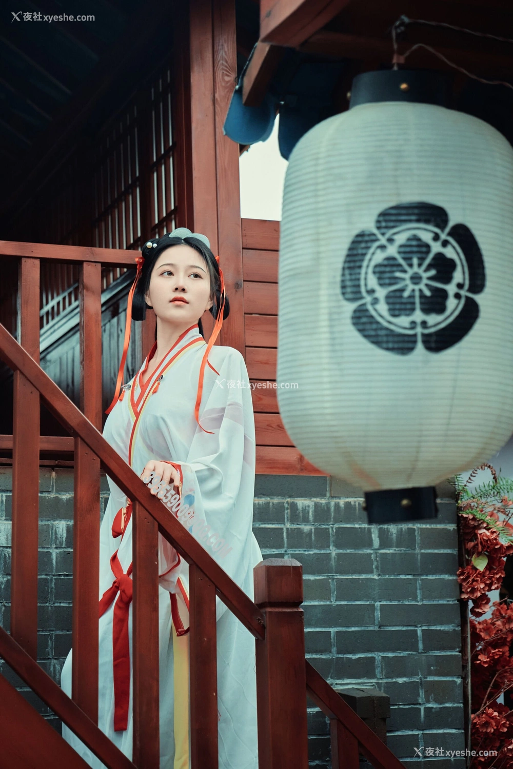 1P - 年年《如梦令》