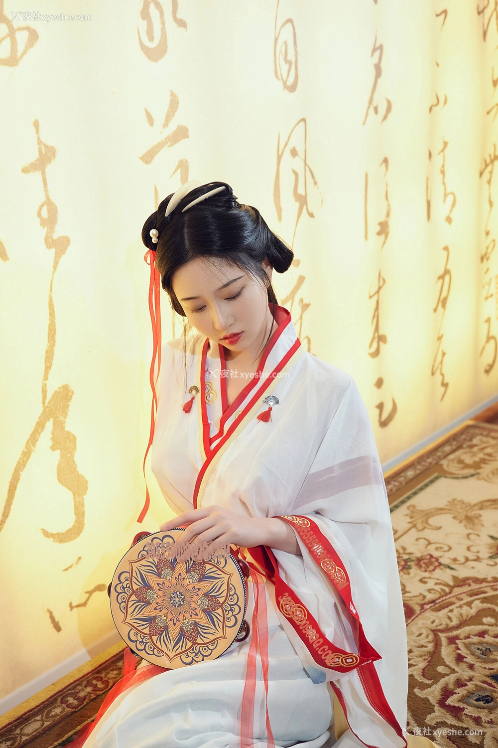 1P - 年年《如梦令》