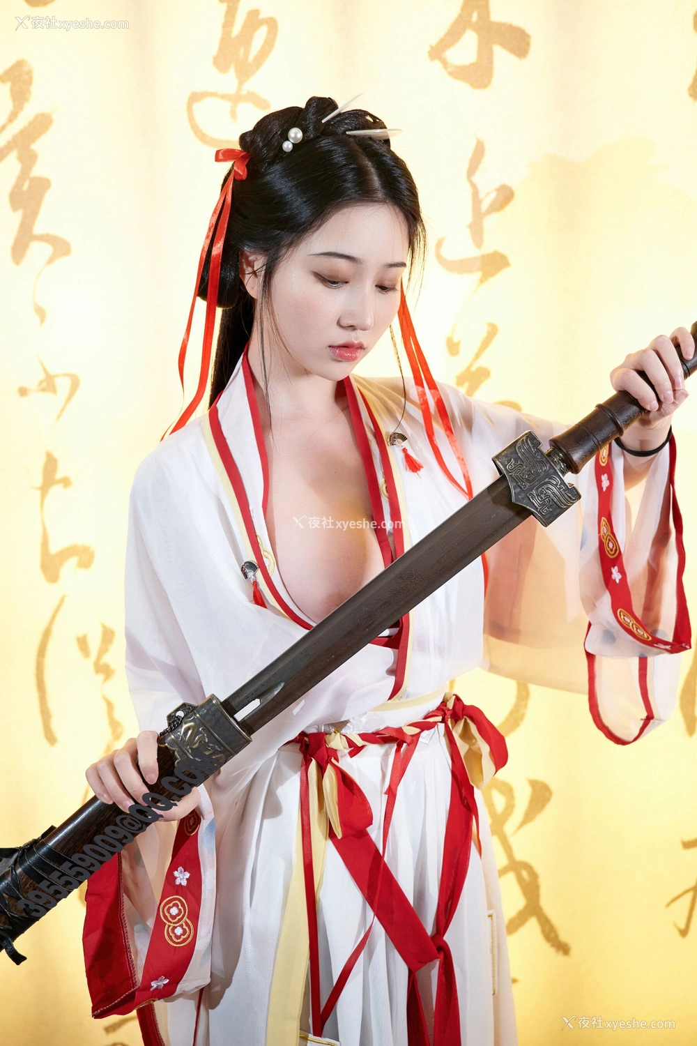 1P - 年年《如梦令》