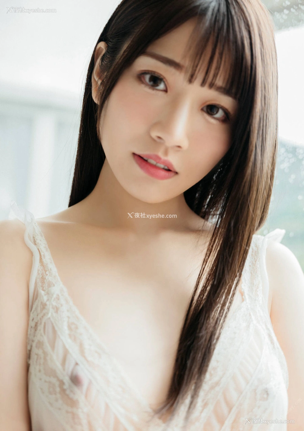 1P - 河北彩花《とられち》