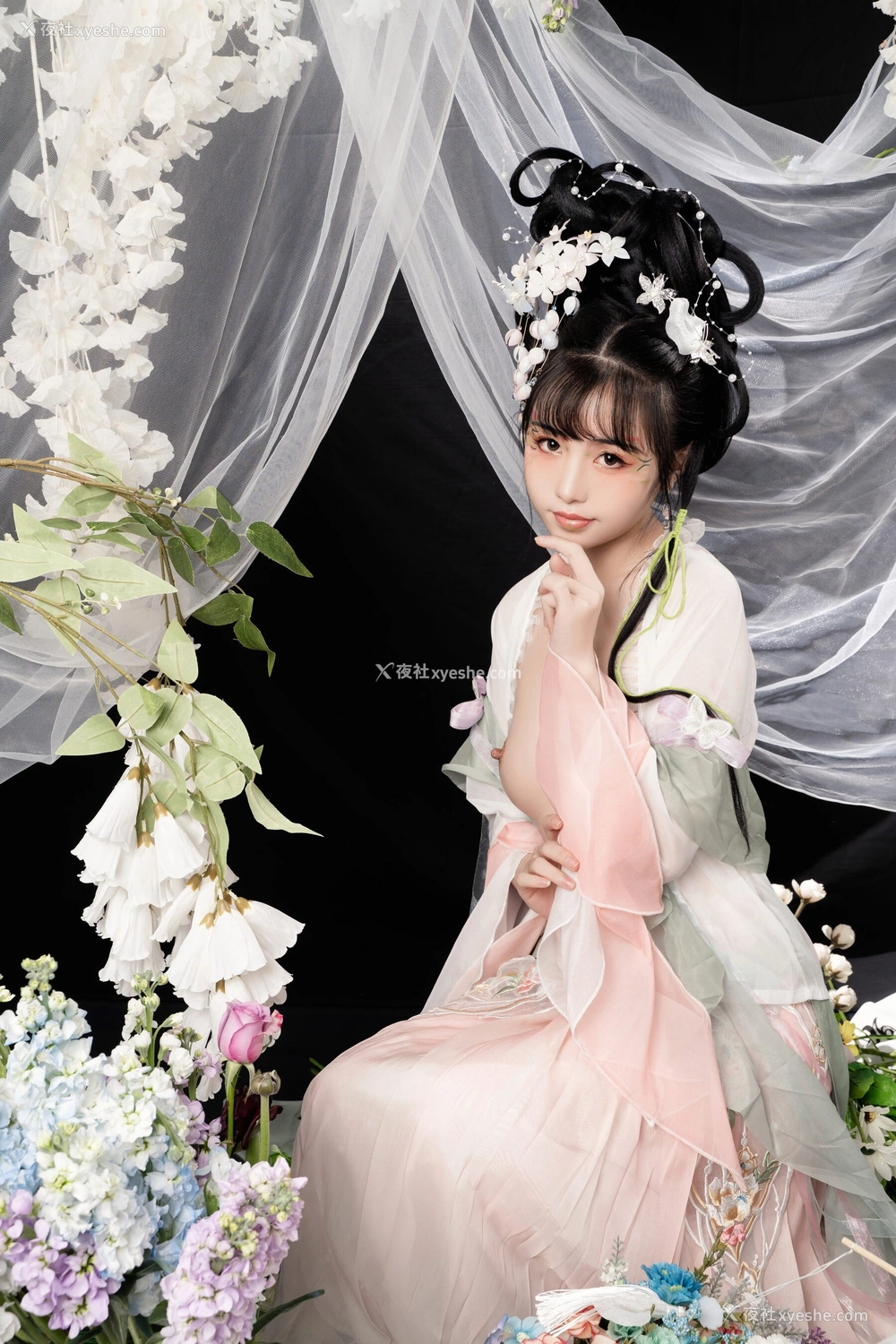 1P - 喵小吉《花间集》