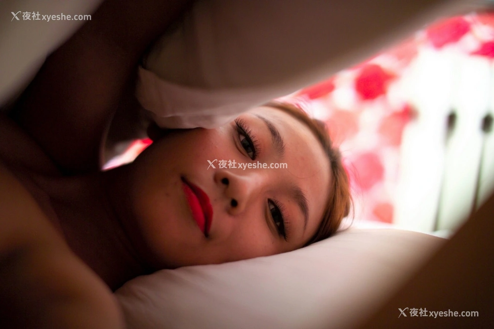 1P - 国模林美美人体私拍套图