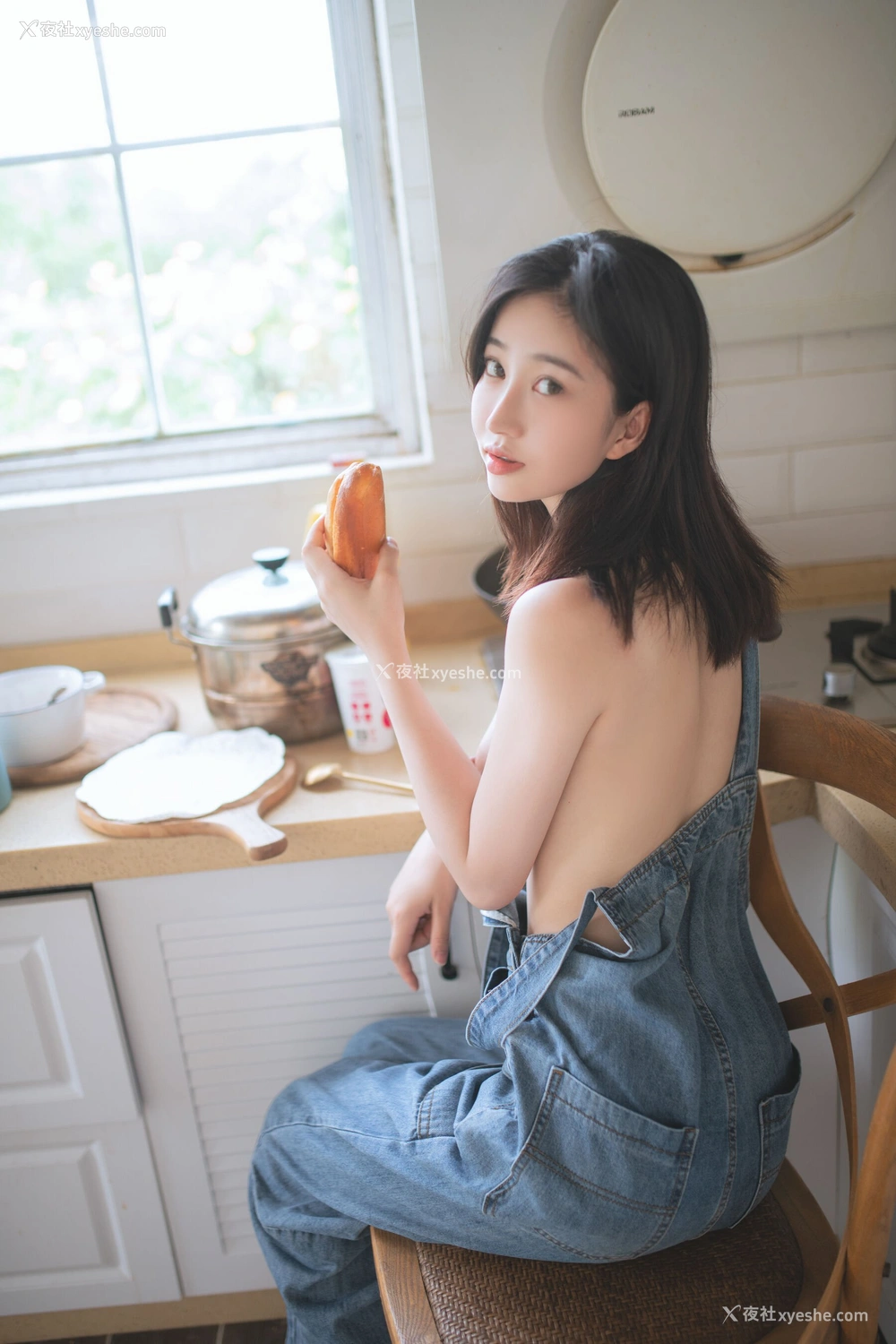 1P - 年年《宝宝饿了》
