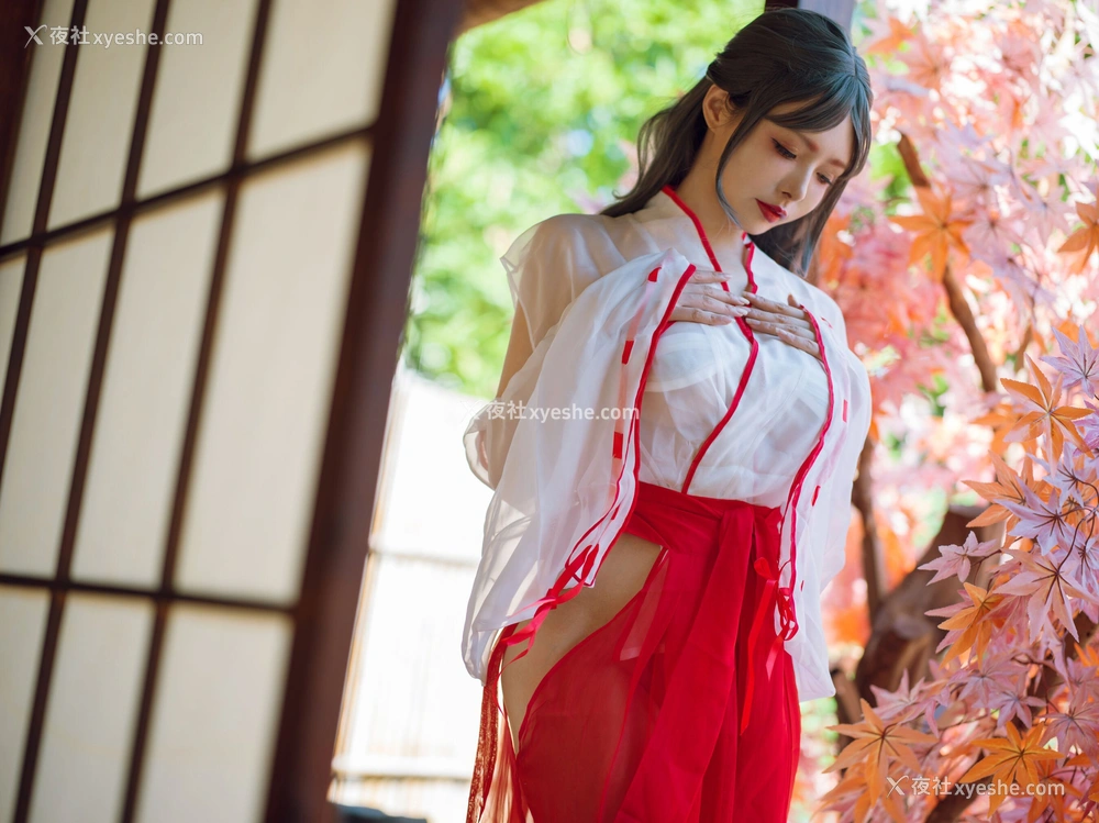1P - 秋和柯基《汤池巫女》