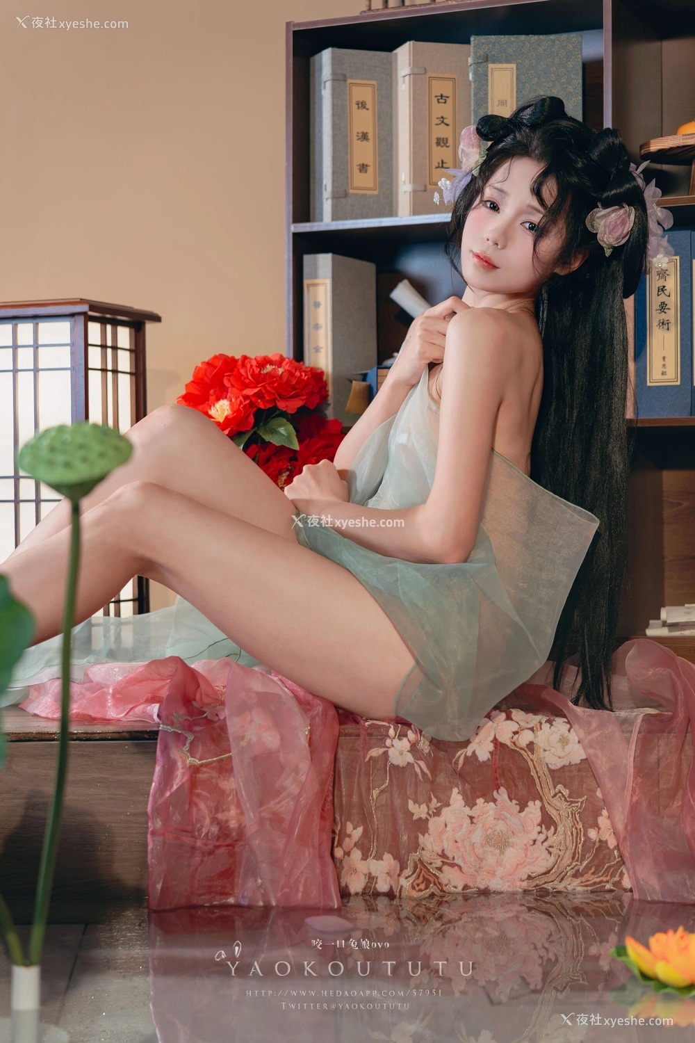 1P - 咬一口兔娘《醉倒荷塘边》