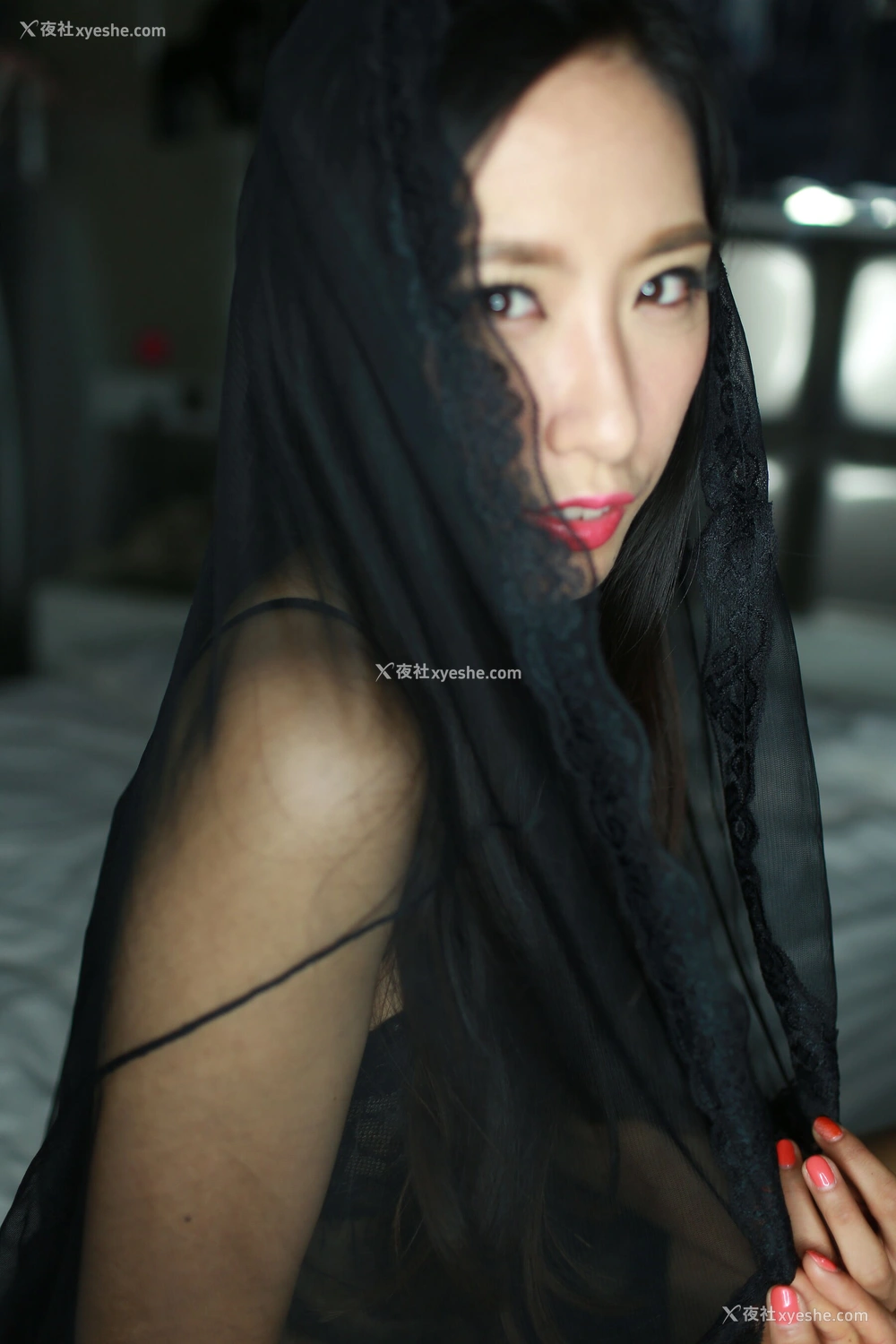 1P - 国模莉莉性感写真套图