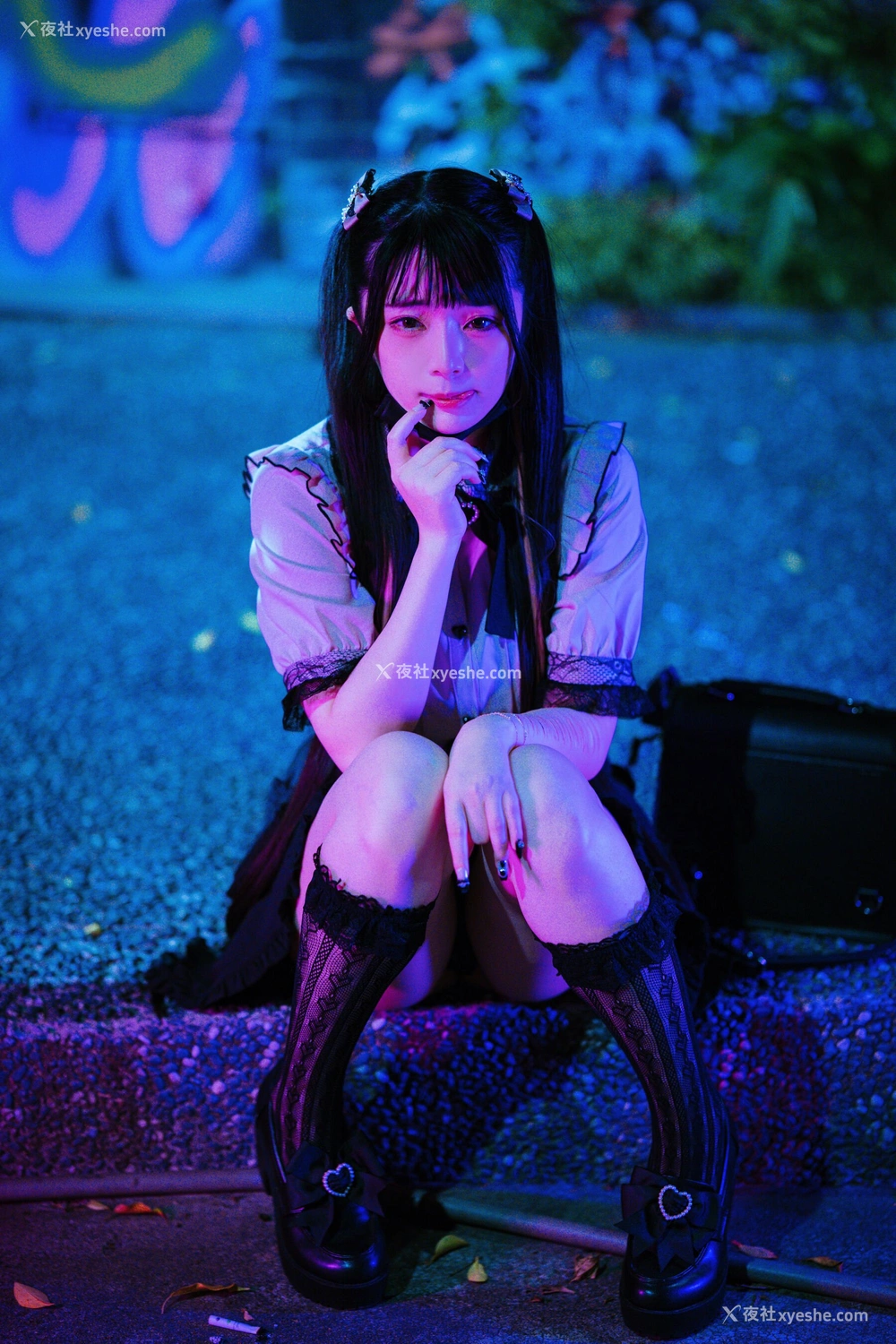 1P - 落落Raku《神待ち少女》