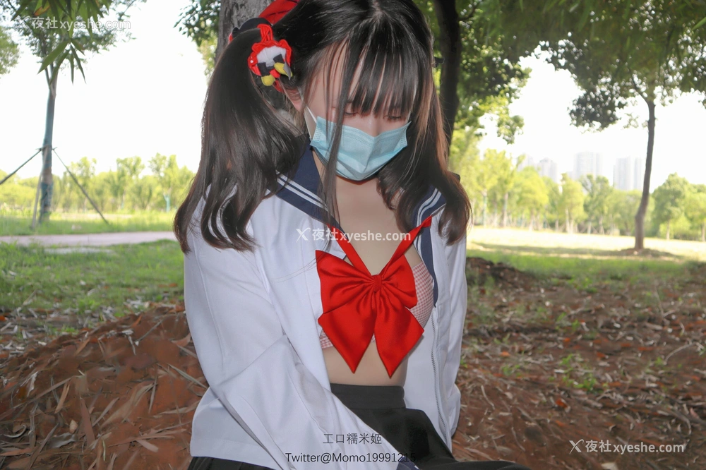 1P - 糯米姬《尾行露出》