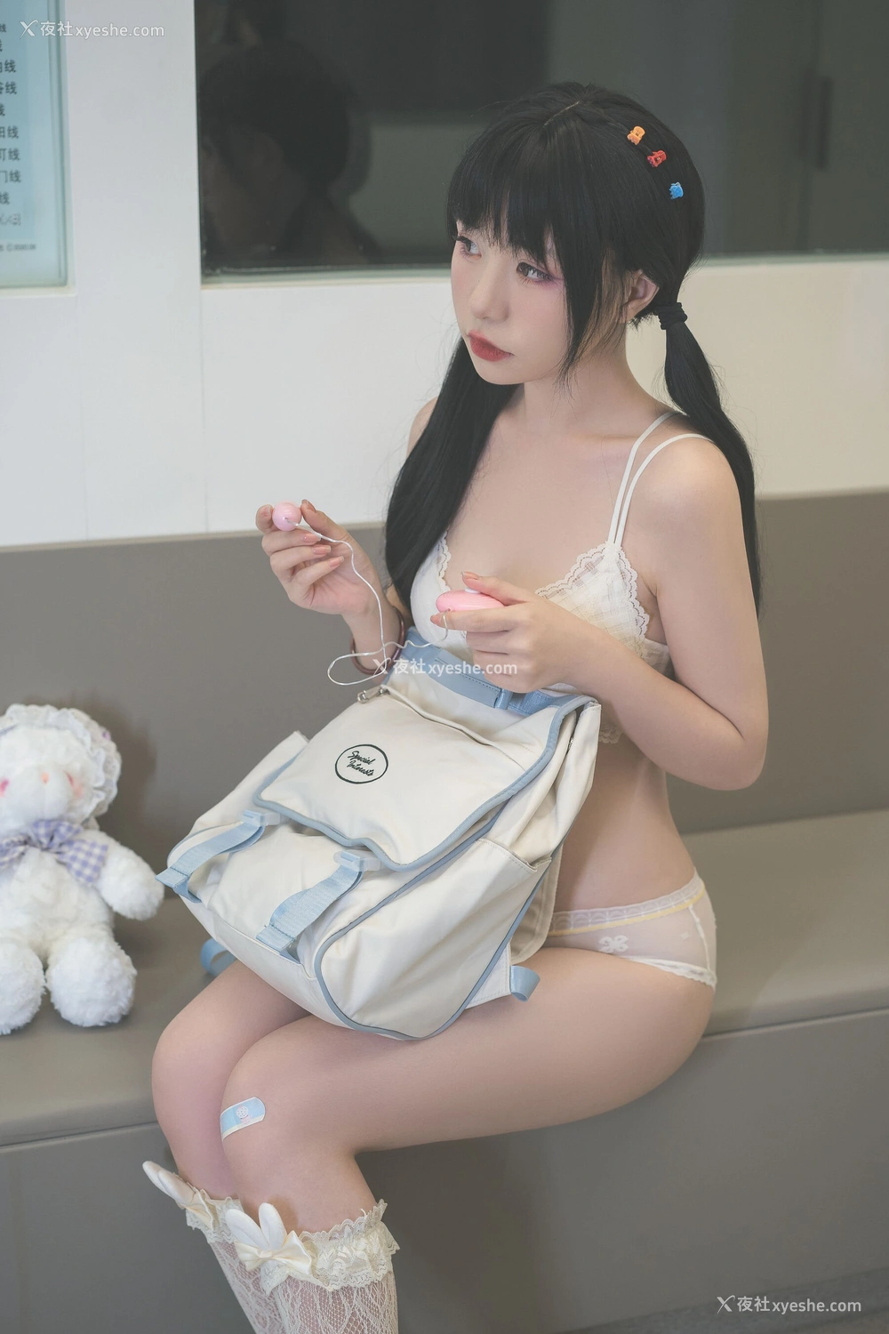 1P - 喵小吉《末班地铁》
