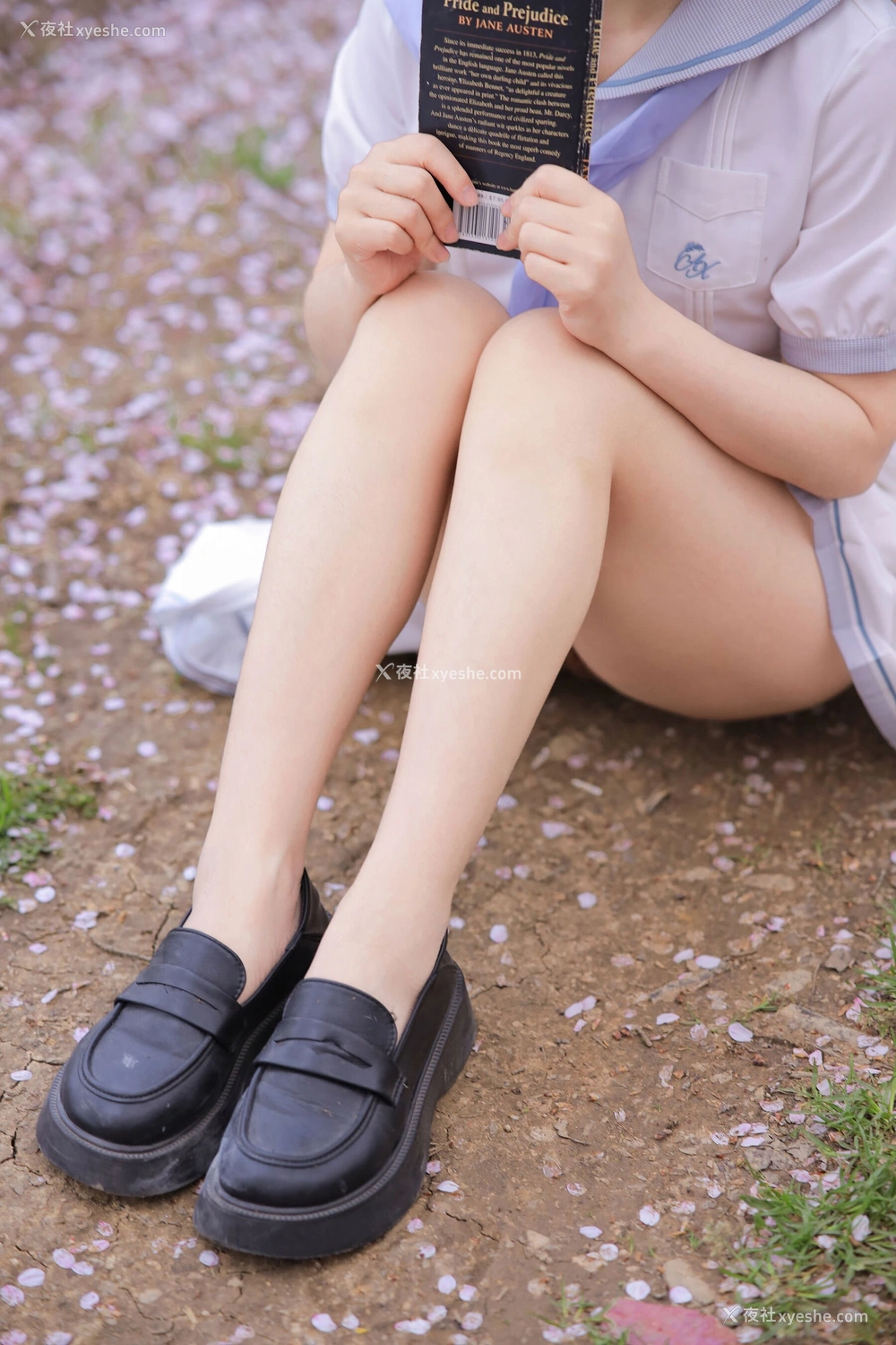 1P - 桃暖酱《上学路上》