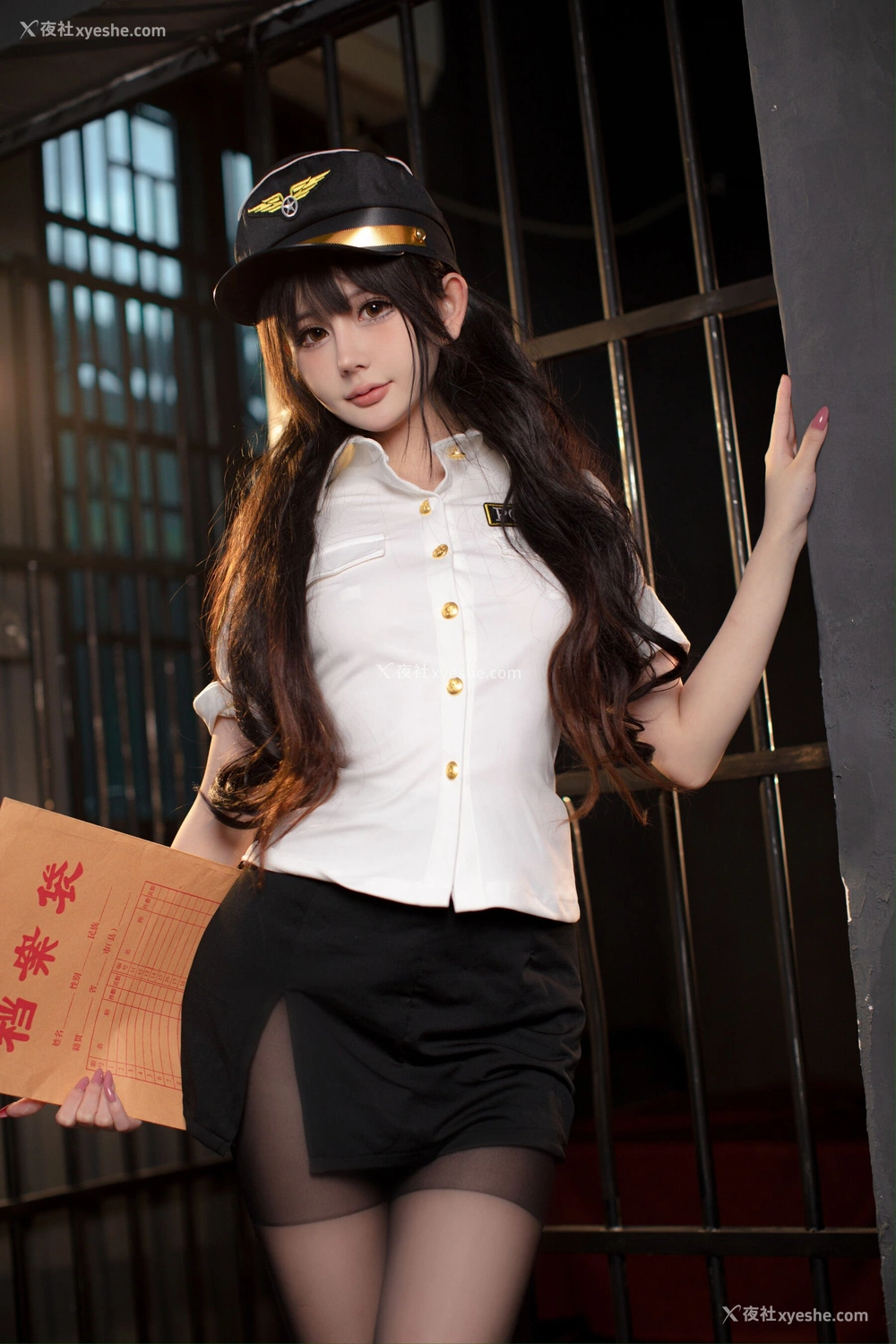 1P - 您的蛋蛋《俘获女警》