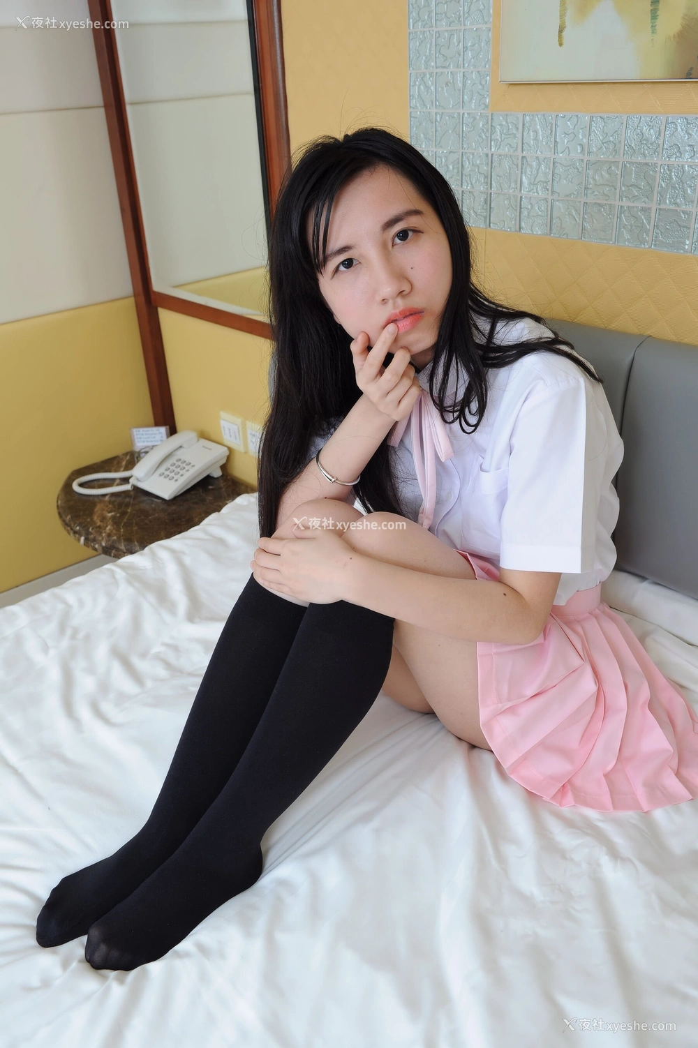 1P - 港模 Winky 大尺度人体私拍套图