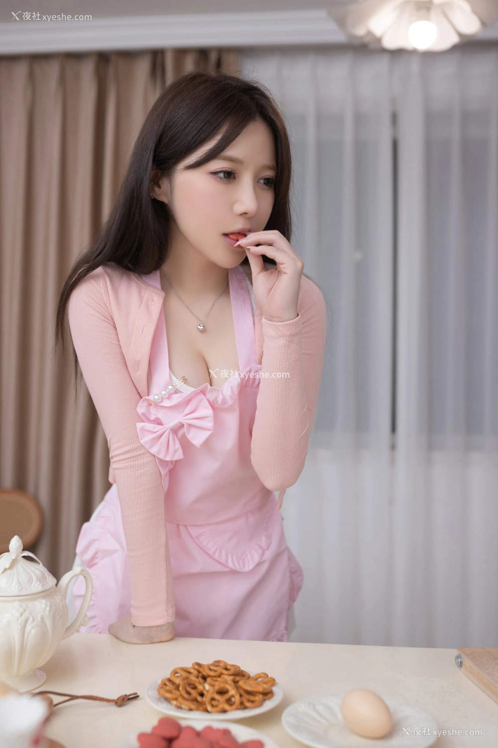 1P - 鱼子酱 一点甜 原版写真
