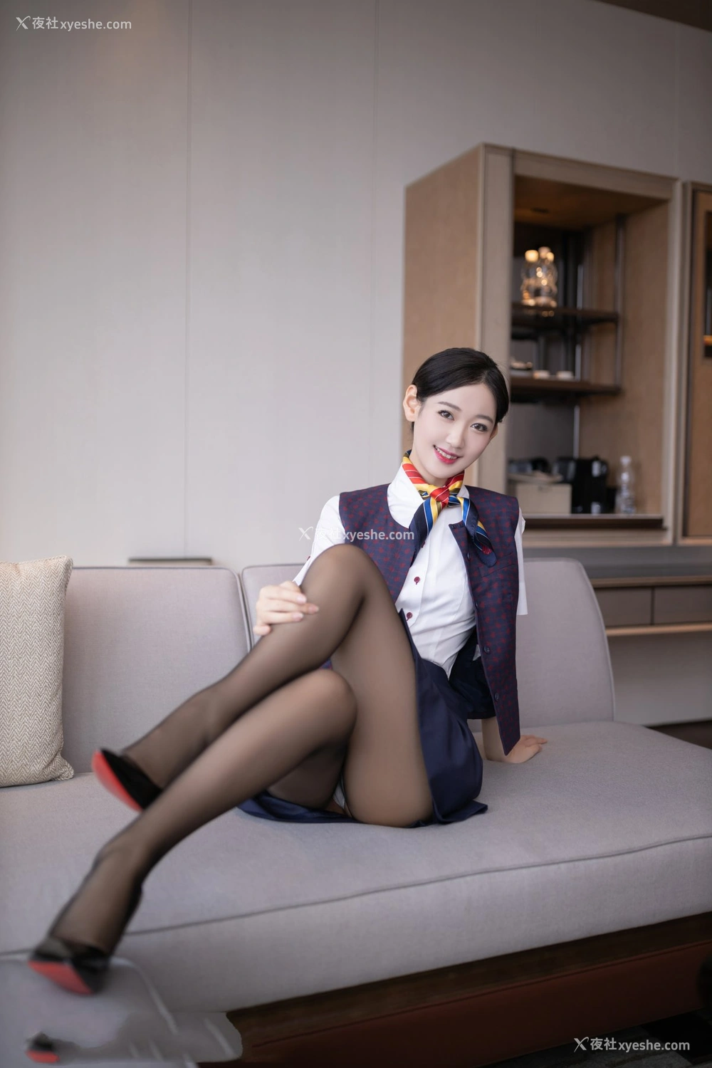 1P - 唐安琪 国航空姐 原版写真