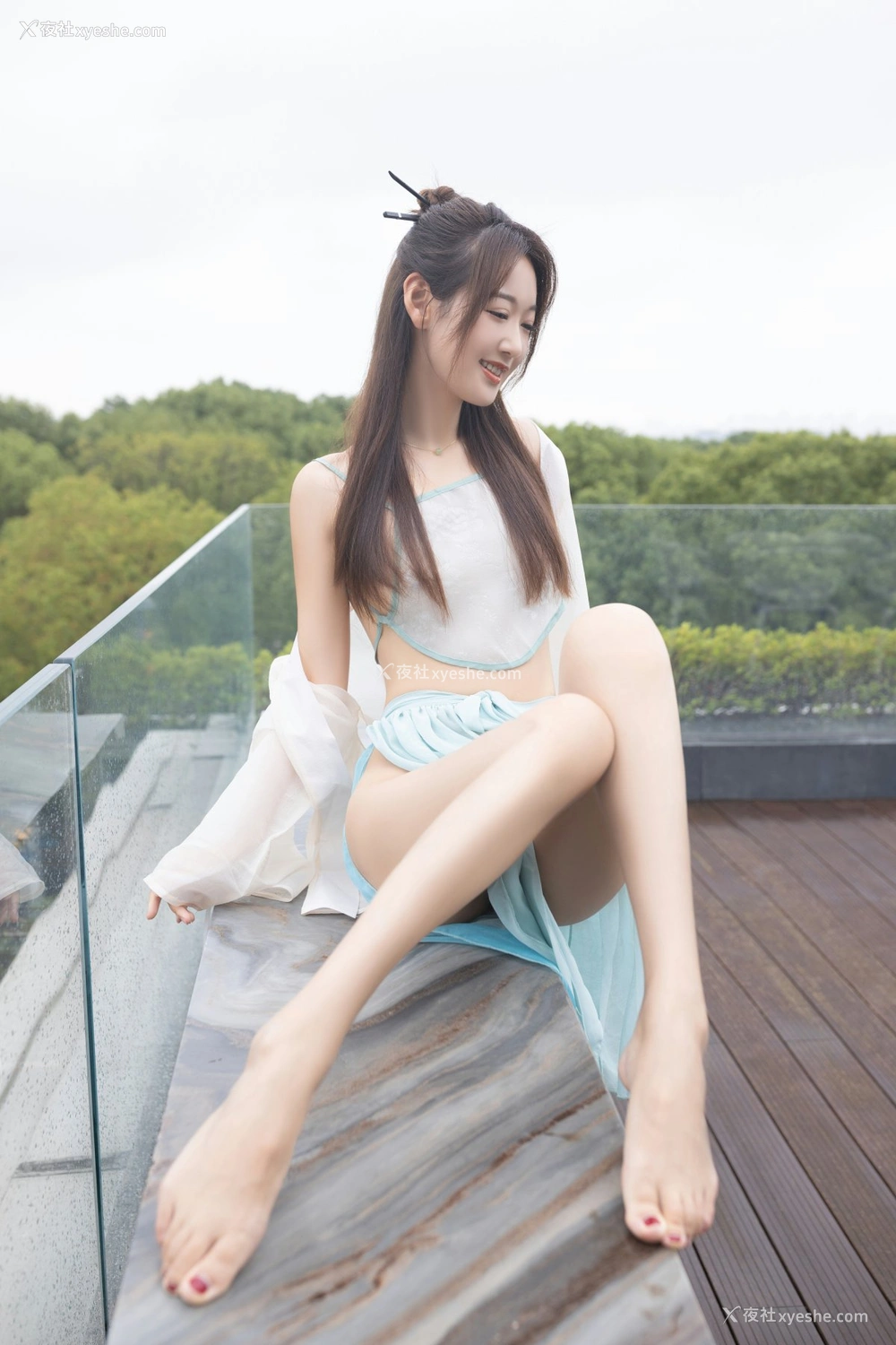 1P - 秀人网极品嫩模唐安琪性感古装写真