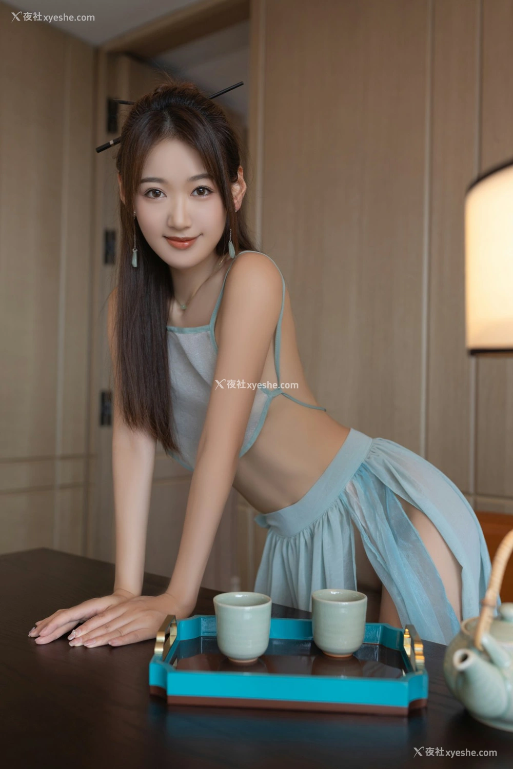 1P - 秀人网极品嫩模唐安琪性感古装写真