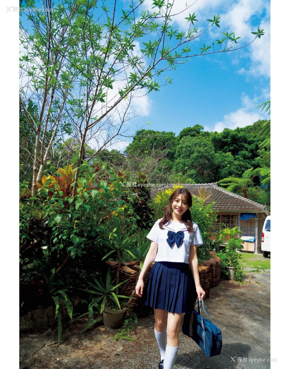 1P - 河北彩花《1st.Photobook》