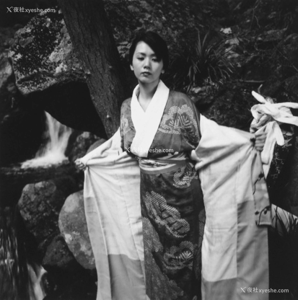 1P - 小岛可奈子《隠花な被写体》